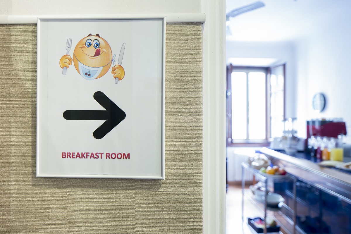 breakfast-room.jpg